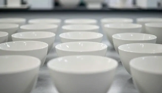 陶瓷产品来料加工中的常见误解与正确选型关注点